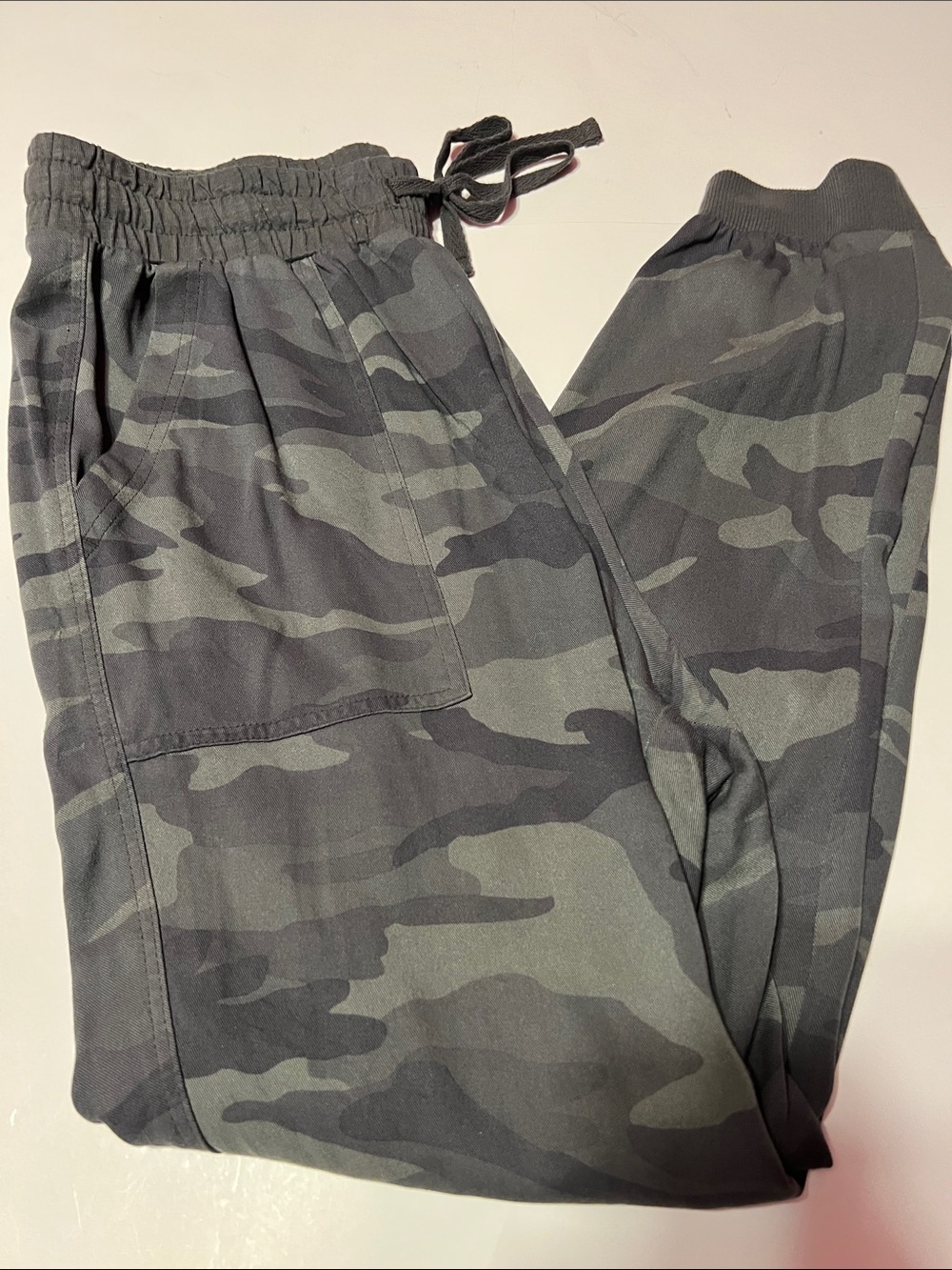 Splendid Soft Gray Camo Jogger Pants Size Small Unisex
